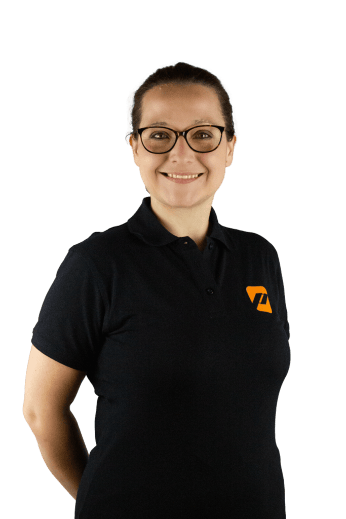 Freigestelltes Porträt von Ellen Wilhelm, Marketing Managerin bei priomold